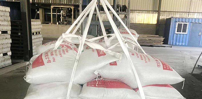 耐(nai)高溫噸袋主要(yao)用于包裝羊毛(máo)、布匹貨物的包(bāo)裝材料