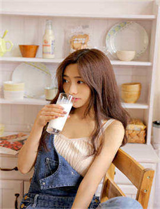 《白色乳息樱花未增删带翻译樱花-67194在线观看免费》